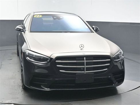 Used 2023 Mercedes-Benz S 500 S 500 image 3
