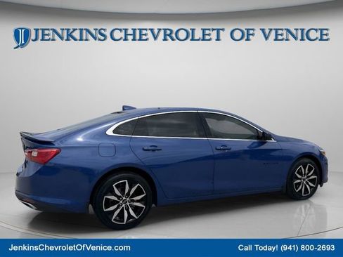 Used 2023 Chevrolet Malibu RS FWD image 3