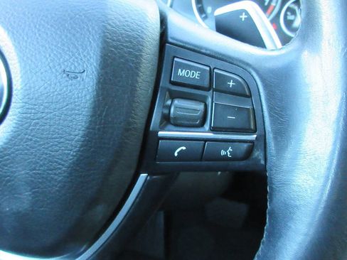 Used 2016 BMW 528i Sedan image 33