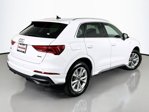 Used 2023 Audi Q3 2.0T Premium w/ Convenience Package image 14