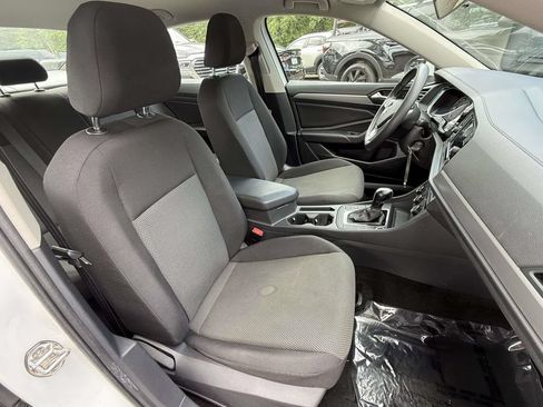 Used 2019 Volkswagen Jetta S w/ Driver Assistance Package FWD image 9