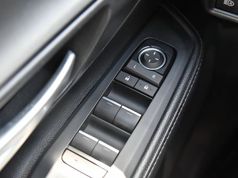 Used 2024 Toyota Grand Highlander FWD image 37