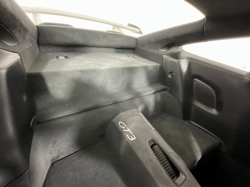 Used 2018 Porsche 911 GT3 image 18