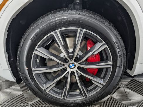 New 2026 BMW X5 xDrive50e w/ M Sport Package image 10