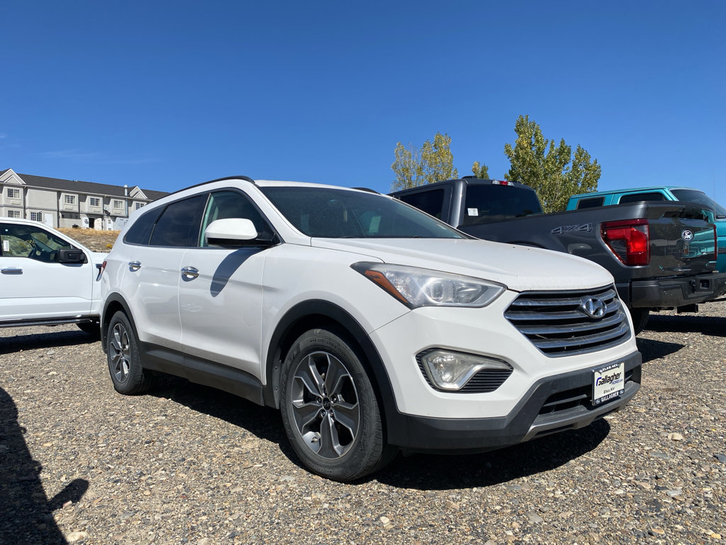 Used 2016 Hyundai Santa Fe SE AWD/4WD image 2