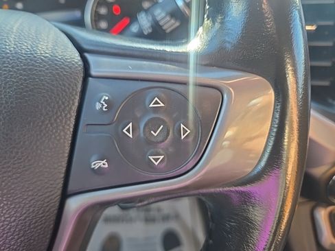 Used 2020 GMC Acadia AT4 w/ GMC Pro Grade Package image 17