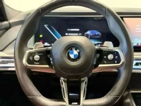 Used 2025 BMW 760i xDrive 760i xDrive w/ Executive Package image 16