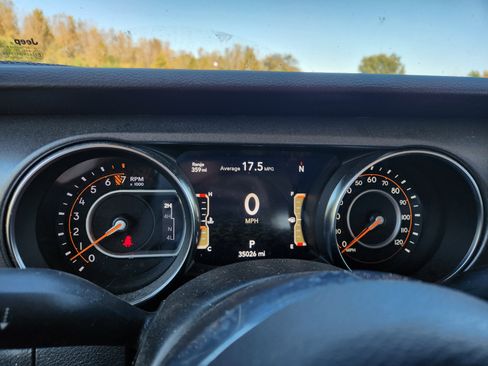 Used 2023 Jeep Gladiator Mojave w/ Cold Weather Group image 26