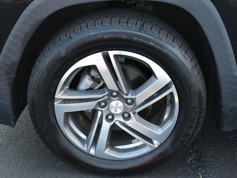 Used 2020 GMC Terrain SLT w/ Preferred Package AWD/4WD image 11