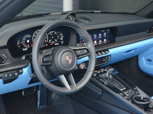 Certified 2026 Porsche 911 Targa 4S AWD/4WD image 4