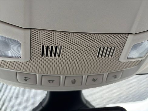 Used 2024 Ford Edge SEL w/ Convenience Package image 36