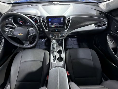 Used 2023 Chevrolet Malibu LT FWD image 37
