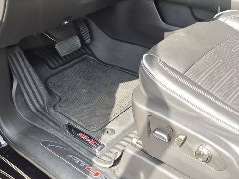 Used 2023 GMC Sierra 1500 AT4X AWD/4WD image 28