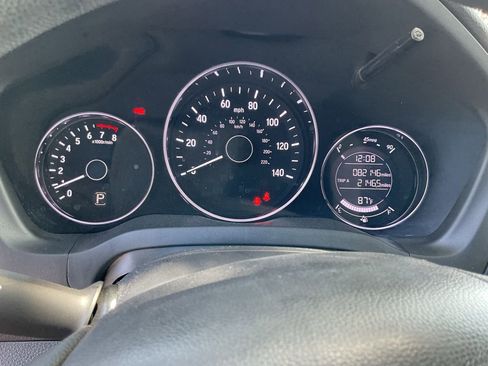 Used 2019 Honda HR-V LX image 32
