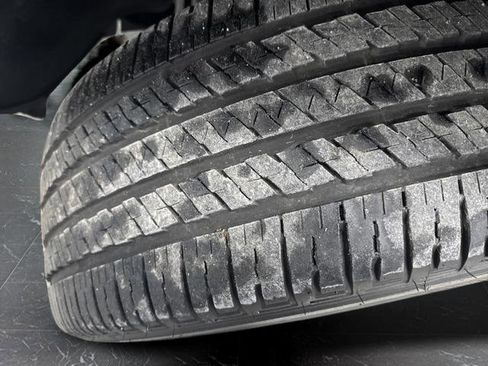 Used 2022 Jeep Grand Cherokee Limited 4xe image 12