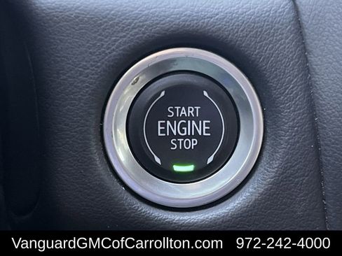 Used 2023 Chevrolet Suburban Premier w/ Advanced Technology Package image 21