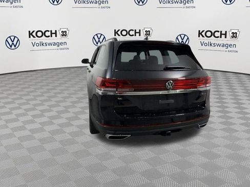 New 2025 Volkswagen Atlas SE image 7