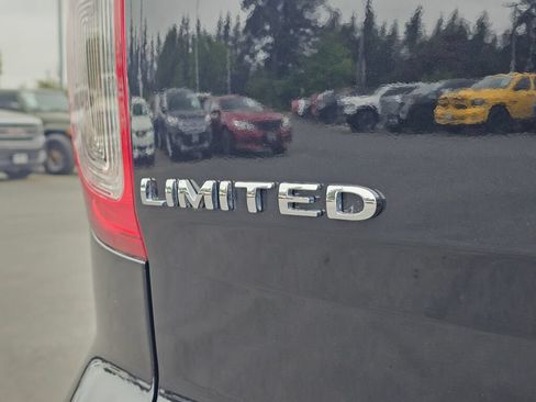 Used 2013 Ford Explorer Limited FWD image 16