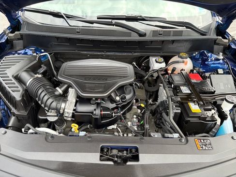 Certified 2024 Cadillac XT6 Premium Luxury w/ LPO, Floor Liner Package AWD/4WD image 15