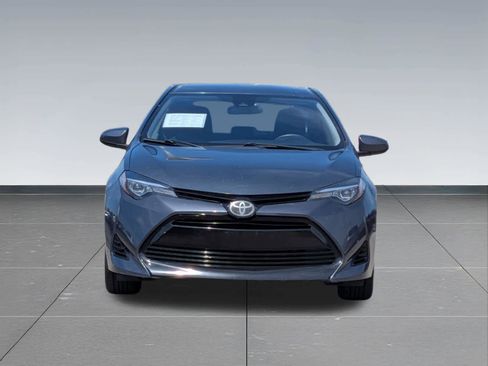 Used 2018 Toyota Corolla LE FWD image 8