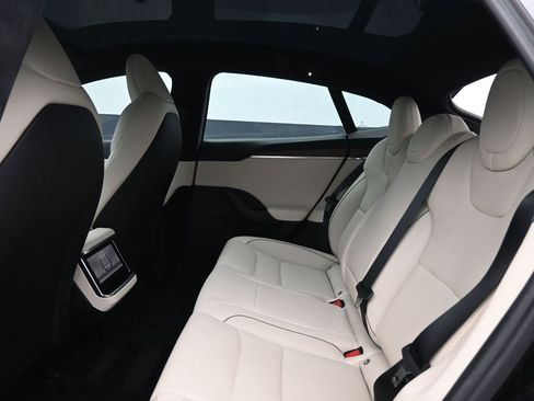 Used 2021 Tesla Model S Plaid image 20