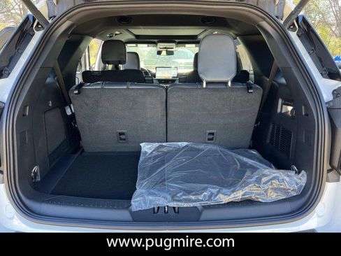 New 2026 Ford Explorer ST w/ Sun And Sound Package RWD image 20
