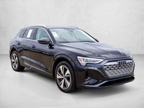 Certified 2024 Audi Q8 e-tron Premium Plus AWD/4WD image 3