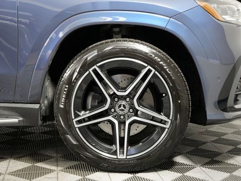 Certified 2024 Mercedes-Benz GLS 450 4MATIC image 12