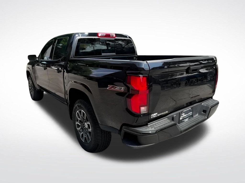 Used 2023 Chevrolet Colorado Z71 AWD/4WD image 10