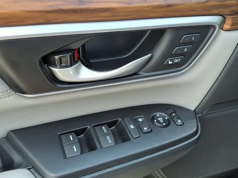 Used 2021 Honda CR-V EX-L image 11