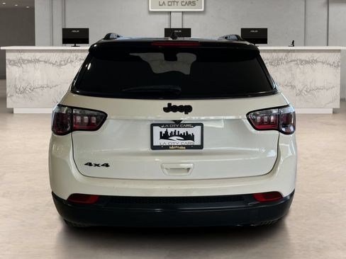 Used 2021 Jeep Compass Latitude AWD/4WD image 4