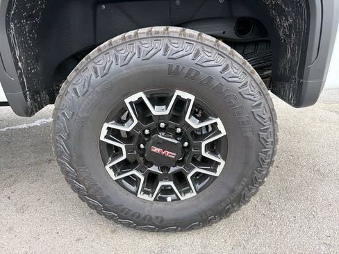 New 2026 GMC Sierra 2500 AT4X AWD/4WD image 26