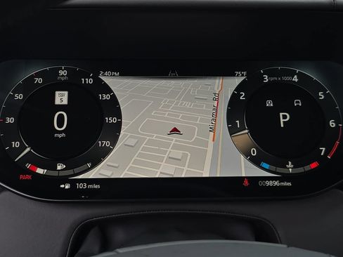 Certified 2025 Land Rover Range Rover SE AWD/4WD image 20