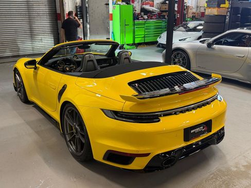Used 2022 Porsche 911 Cabriolet AWD/4WD image 11