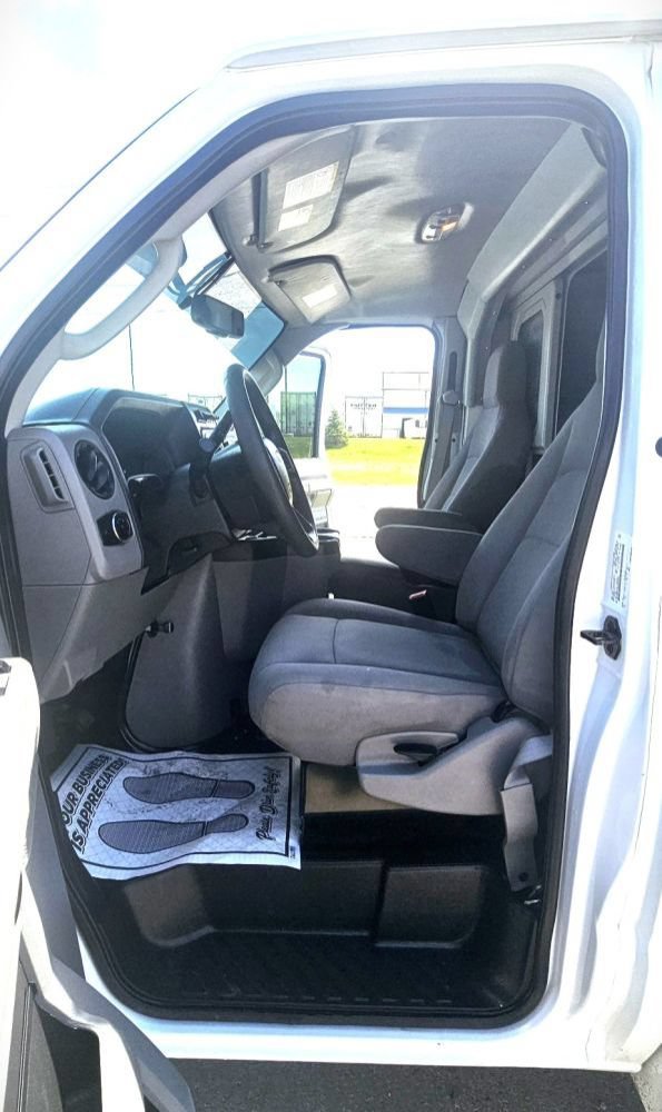 Used 2024 Ford E-350 and Econoline 350 Super Duty w/ Power Windows & Locks Group RWD image 13