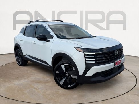 Used 2026 Nissan Kicks SR FWD image 4