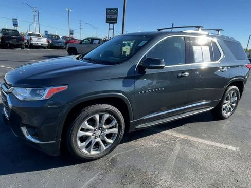 Used 2018 Chevrolet Traverse Premier w/ LPO, 'HIT The Road' Package AWD/4WD image 6