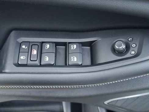 Certified 2023 Jeep Grand Cherokee L Limited image 31