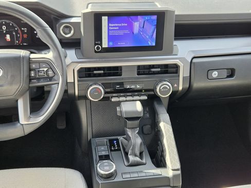 Used 2025 Toyota 4Runner SR5 RWD image 16