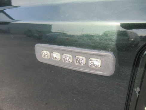 Used 2015 Ford F250 Lariat w/ Chrome Package image 17