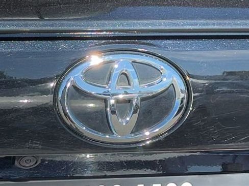 Used 2024 Toyota RAV4 Adventure image 28