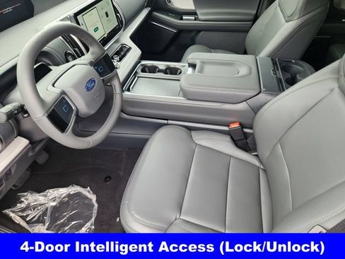 New 2026 Ford Expedition Max Active RWD image 13