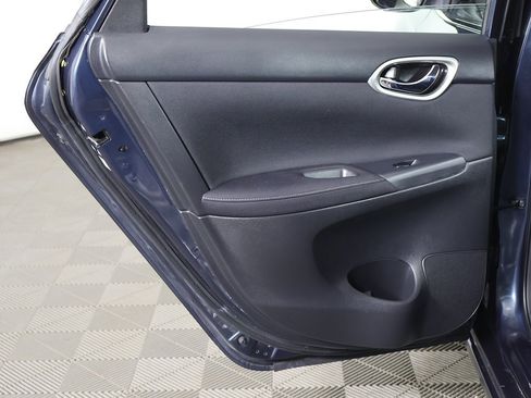 Used 2014 Nissan Sentra S image 19