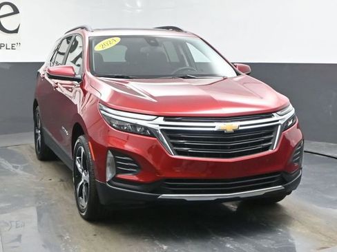 Used 2024 Chevrolet Equinox LT image 50