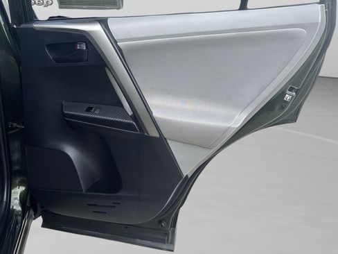 Used 2013 Toyota RAV4 LE FWD image 34