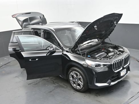 Used 2025 BMW X1 xDrive28i AWD/4WD image 28