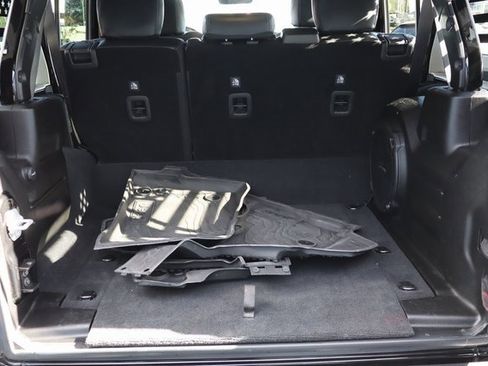 Used 2022 Jeep Wrangler Unlimited Rubicon 4xe w/ Steel Bumper Group image 20