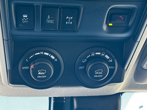 Used 2023 Toyota 4Runner TRD Off-Road AWD/4WD image 14