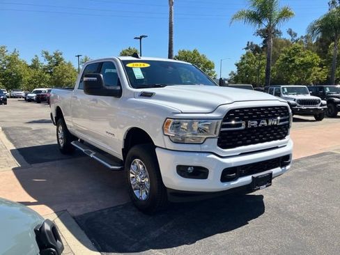 Used 2024 RAM 2500 Big Horn w/ Safety Group AWD/4WD image 6