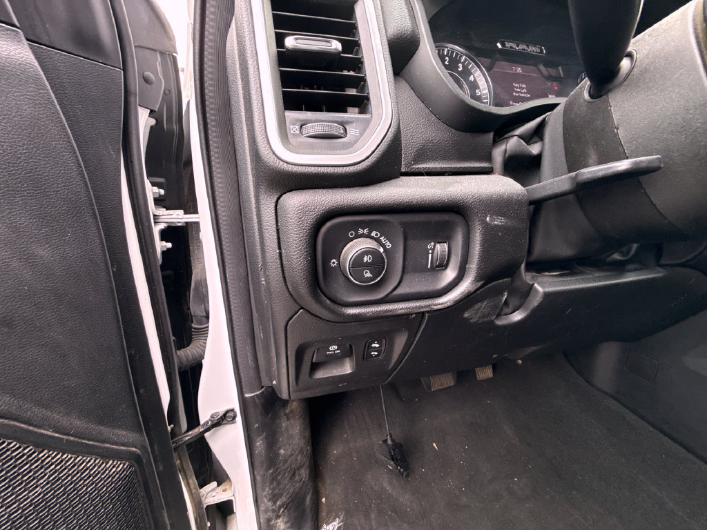 Used 2023 RAM 1500 4x4 Crew Cab image 20